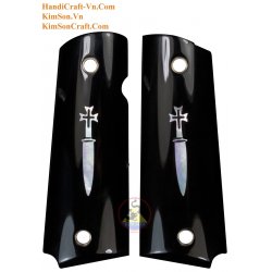 1911A1 aus echten schwarzen Wasserbüffelhorn - Inlay 2 Schwert aus weißem Perlmutt